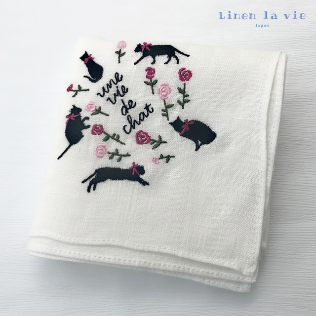 リネン　猫　刺繍